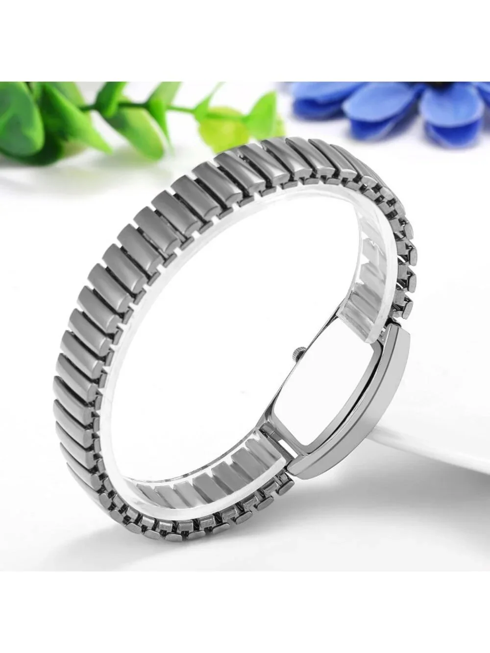Women's Silver White Analog Quartz Big Dial Easy Reader Stretch Band Wrist Watch